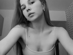 beautiful-students-260924-260924-043