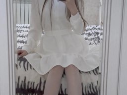 beautiful-students-260924-260924-044