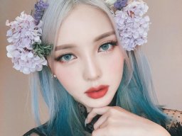 beautiful-students-260924-260924-044