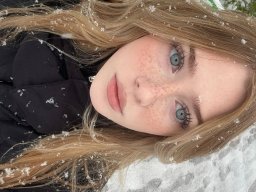 beautiful-students-260924-260924-045