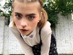 beautiful-students-260924-260924-045