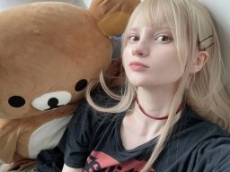 beautiful-students-260924-260924-045