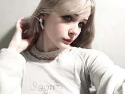 beautiful-students-260924-260924-045