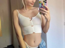 beautiful-students-260924-260924-046