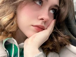 beautiful-students-260924-260924-046