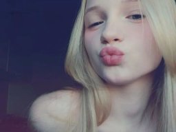 beautiful-students-260924-260924-046
