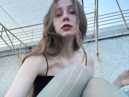 beautiful-students-260924-260924-046