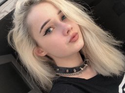beautiful-students-260924-260924-046