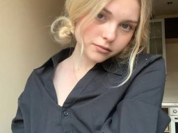 beautiful-students-260924-260924-047