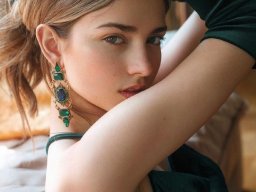 beautiful-students-260924-260924-047