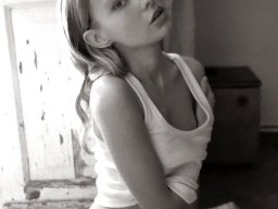 beautiful-students-260924-260924-048