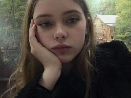beautiful-students-260924-260924-048
