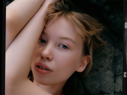 beautiful-students-260924-260924-048