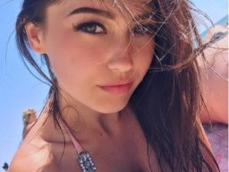 beautiful-students-260924-260924-048