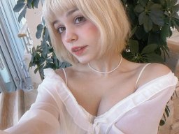 beautiful-students-260924-260924-048