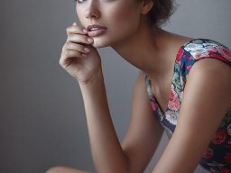 beautiful-students-260924-260924-048