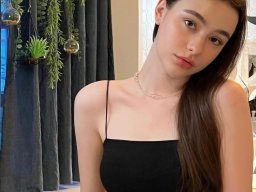 beautiful-students-260924-260924-049