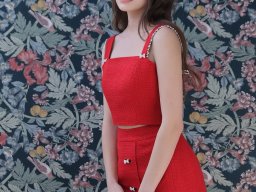 beautiful-students-260924-260924-049