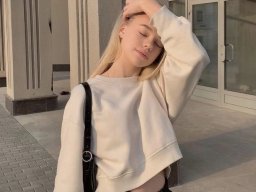 beautiful-students-260924-260924-049
