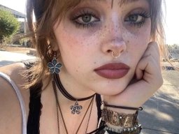 beautiful-students-260924-260924-049