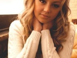 beautiful-students-260924-260924-049