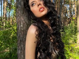 beautiful-students-260924-260924-050