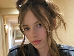 beautiful-students-260924-260924-051