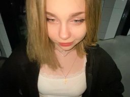 beautiful-students-260924-260924-051