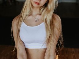 beautiful-students-260924-260924-052
