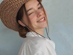 beautiful-students-260924-260924-052