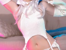 beautiful-students-260924-260924-052
