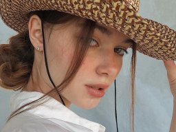 beautiful-students-260924-260924-052