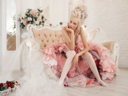 beautiful-students-260924-260924-053