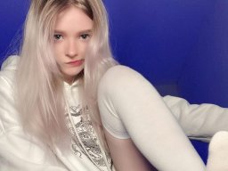 beautiful-students-260924-260924-053