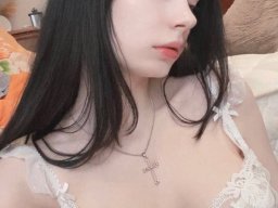 beautiful-students-260924-260924-053