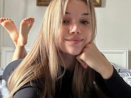 beautiful-students-260924-260924-054