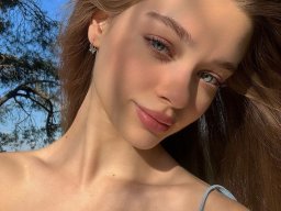 beautiful-students-260924-260924-054