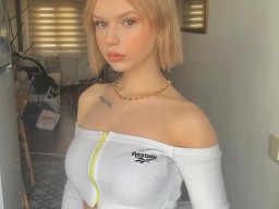 beautiful-students-260924-260924-055