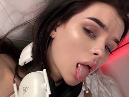 beautiful-students-260924-260924-055