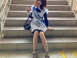 beautiful-students-260924-260924-055