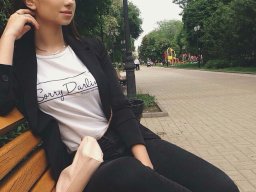 beautiful-students-260924-260924-055