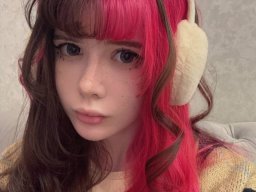beautiful-students-260924-260924-055