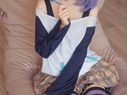 beautiful-students-260924-260924-057