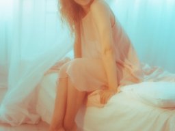 beautiful-students-260924-260924-058