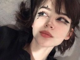 beautiful-students-260924-260924-058