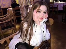 beautiful-students-260924-260924-059