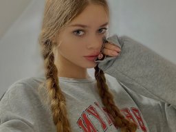 beautiful-students-260924-260924-059