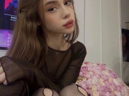 beautiful-students-260924-260924-059