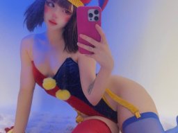 beautiful-students-260924-260924-059
