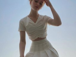 beautiful-students-260924-260924-059